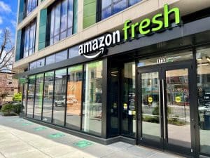 Read more about the article Amazon führt neuen Analysedienst „Store Analytics“ für Marken in physischen Stores ein