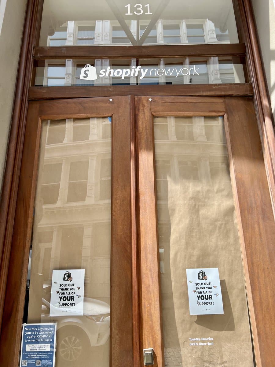Read more about the article Ausverkauf beim Gründerzentrum von Shopify in New York